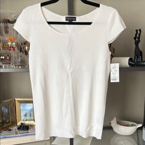 Carlisle White Short Sleeve Ribbed Top